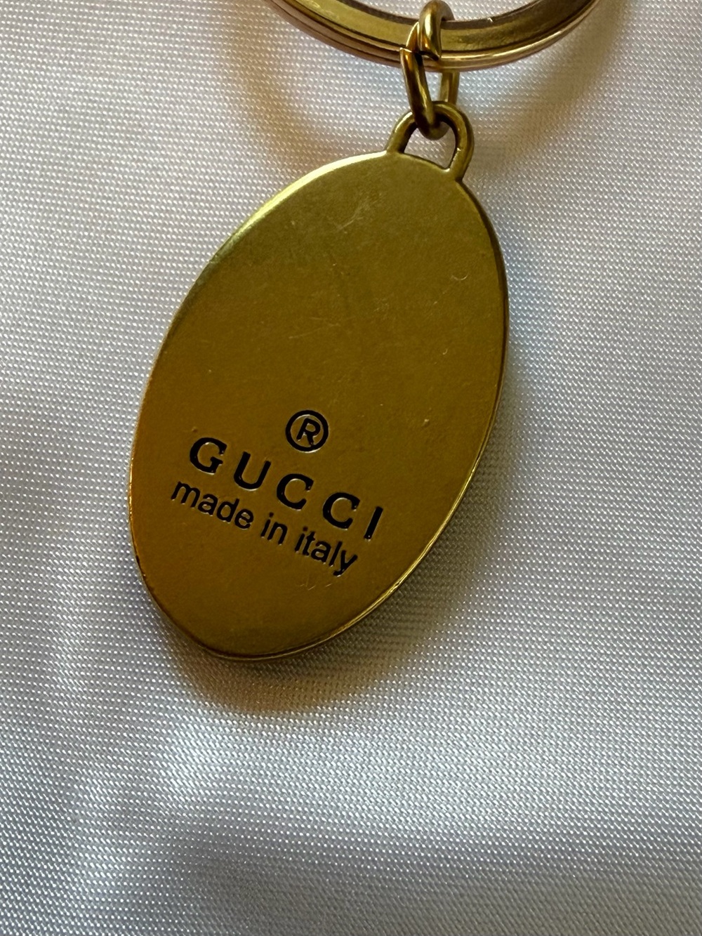 Luxury Gold Lavender Enamel Oval Bee Logo Charm Keyring - Picture 6 of 6